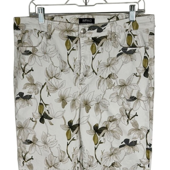 Buffalo David Bitton Floral Print White Cropped Pants Women's Size 12 - Picture 3 of 11